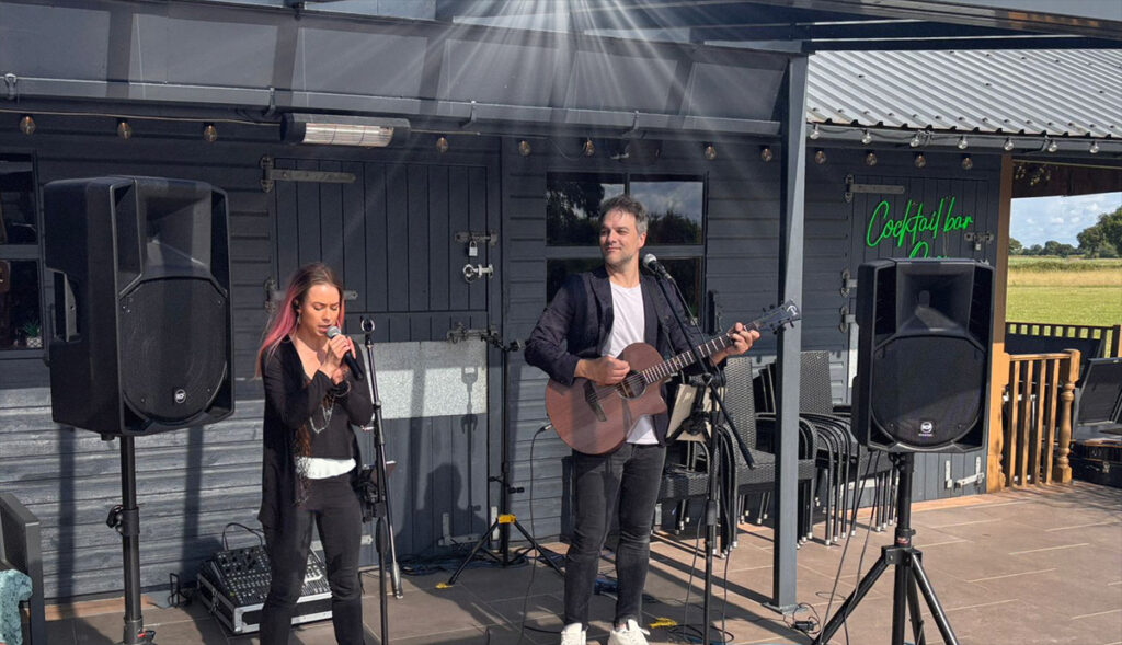 Live Band, Acoustic Duo & DJ | Woodstock Weddings Celebration York