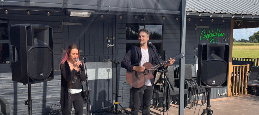 Live Band, Acoustic Duo & DJ | Woodstock Weddings Celebration York