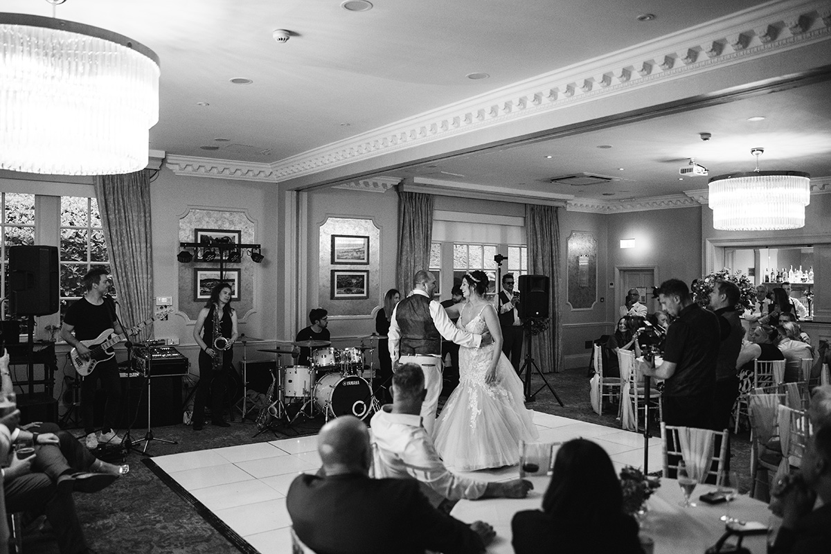 Ben and Helen’s first dance at Wood Hall Wetherby with Groove Manuva 5-piece wedding band performing live